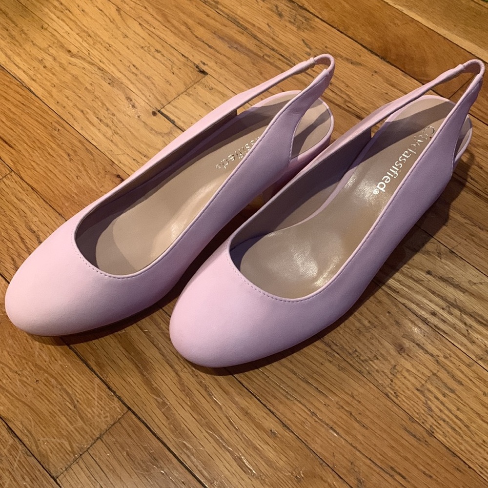 Pink Heels - Picture 2 of 4